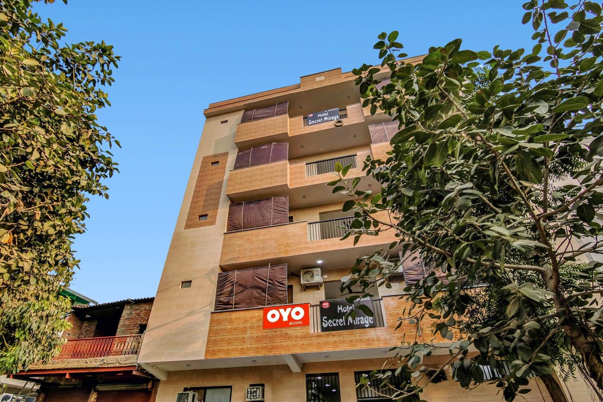Flagship Hotel Secret Mirage Near Rithala Metro Station نيودلهي المظهر الخارجي الصورة
