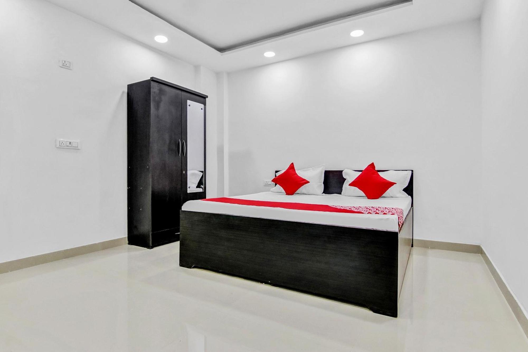 Flagship Hotel Secret Mirage Near Rithala Metro Station نيودلهي المظهر الخارجي الصورة
