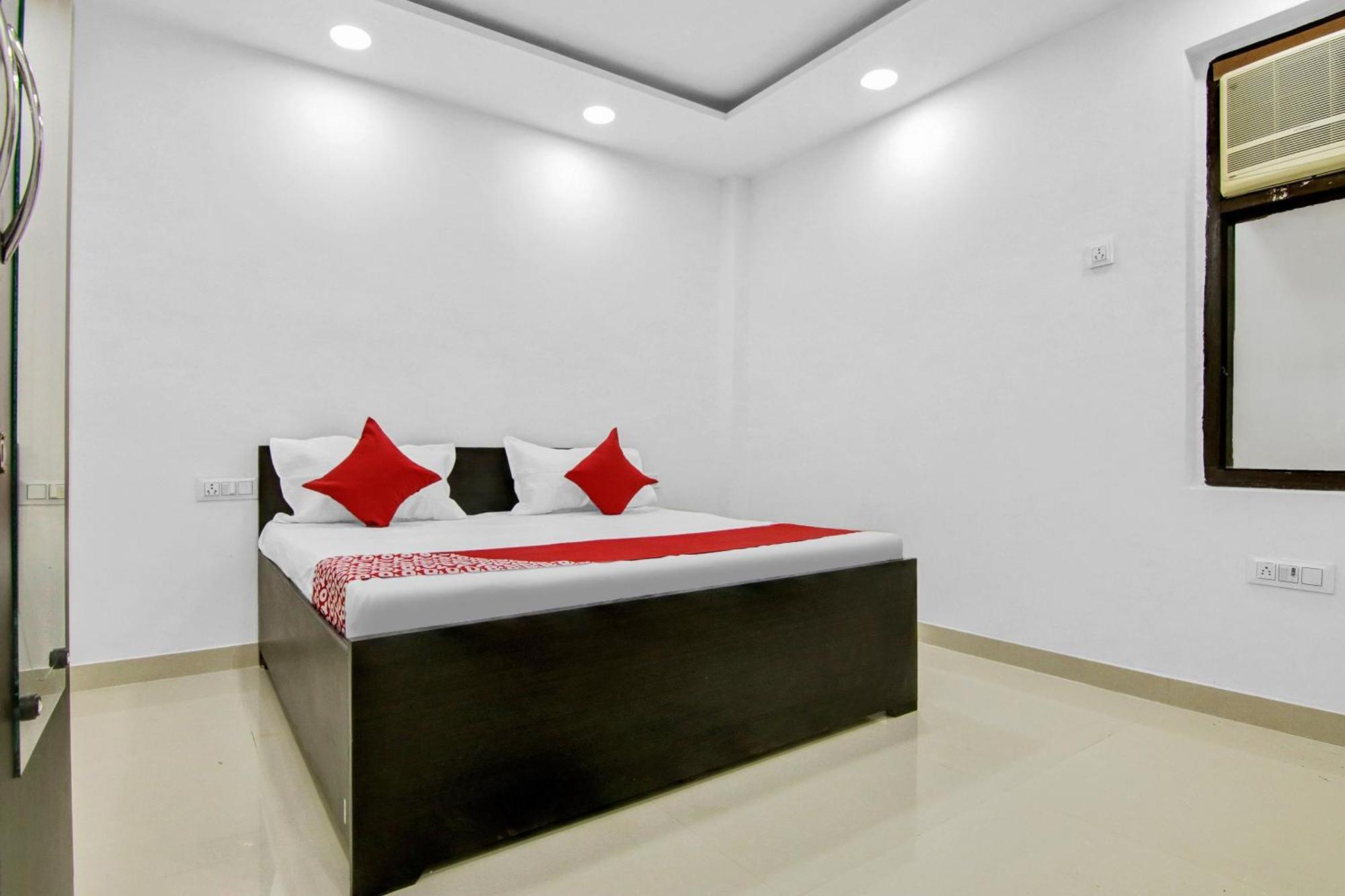 Flagship Hotel Secret Mirage Near Rithala Metro Station نيودلهي المظهر الخارجي الصورة